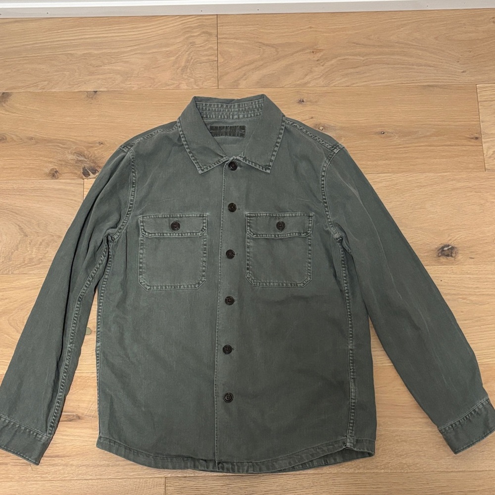 Abercrombie & Fitch Olive Casual Button-Down